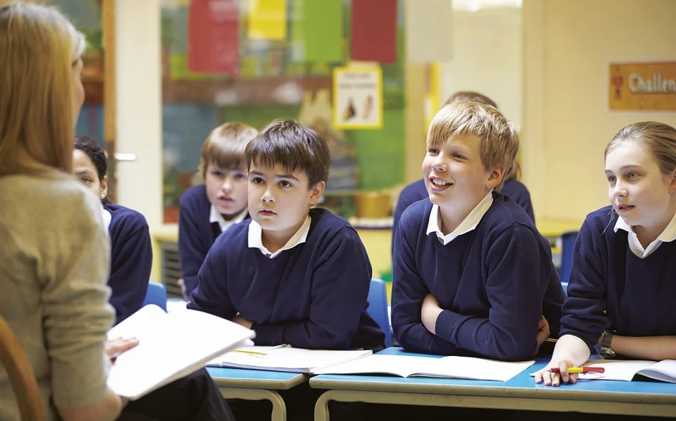 Омских школьников избавят от большого числа контрольных и проверочных работ