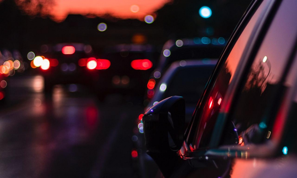 Работник омской автомойки, угнавший иномарку, чтобы впечатлить девушку, получил условный срок