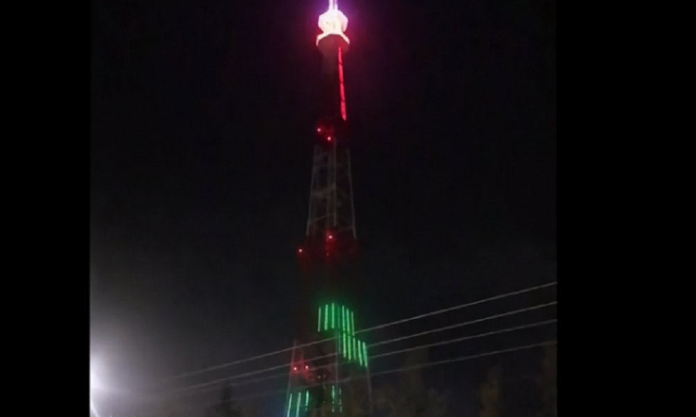 На омской телебашне запустили новую иллюминацию 