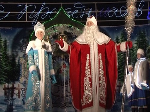 В Омске самые дешёвые Дед Мороз и Снегурочка