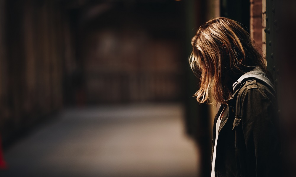 Арест насильника: в Омске 33-летний рецидивист надругался над 17-летней девушкой