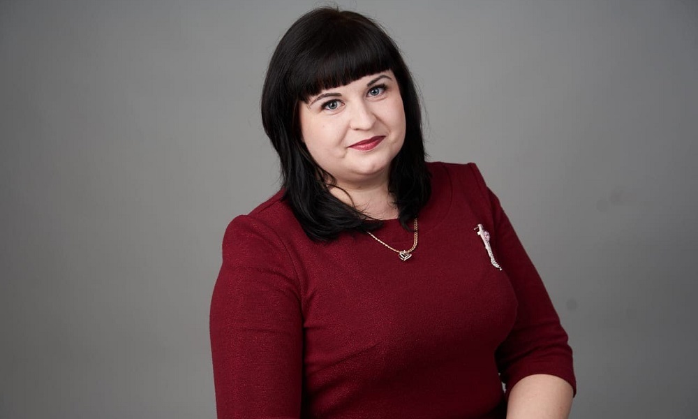 Фейки стали вирусом: омичка и учитель начальных классов — об информационной войне