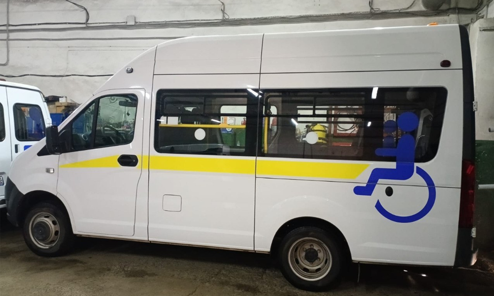 В Омской области жители с инвалидностью могут воспользоваться услугами социального такси