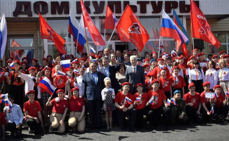 Виталий Хоценко пообщался в Крутинском районе с участниками Слёта юных патриотов