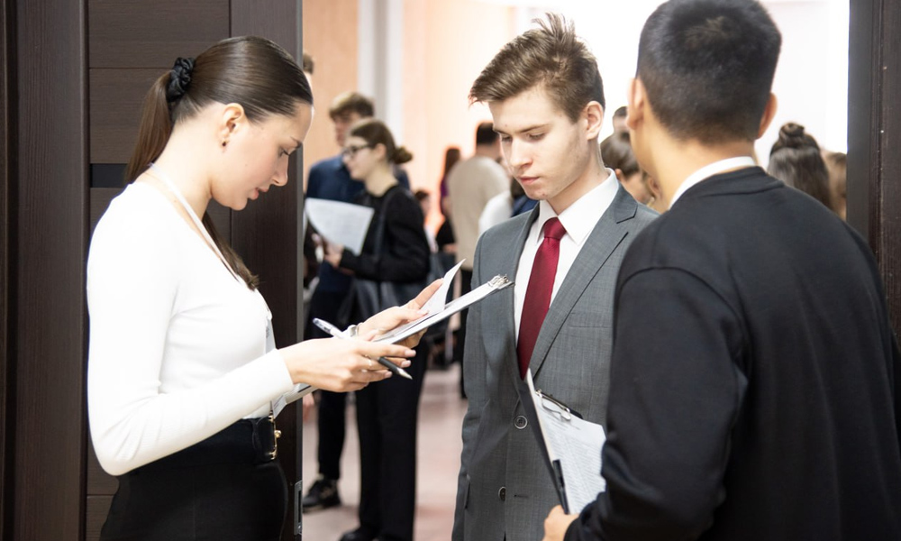 В ОмГУ прошёл региональный этап Всероссийской олимпиады по праву