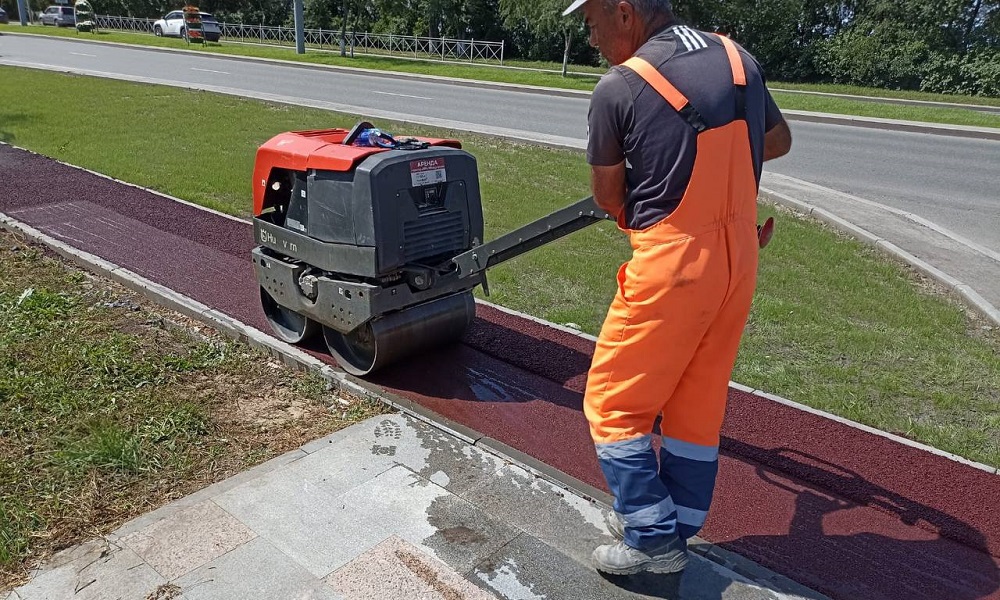Велодорожки в Омске получат новый облик благодаря цветному покрытию