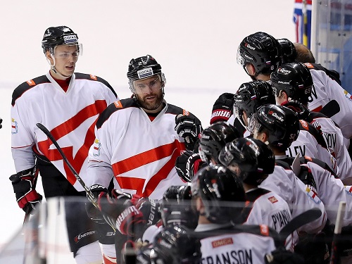 Омский "Авангард" одержал первую победу в межсезонье 