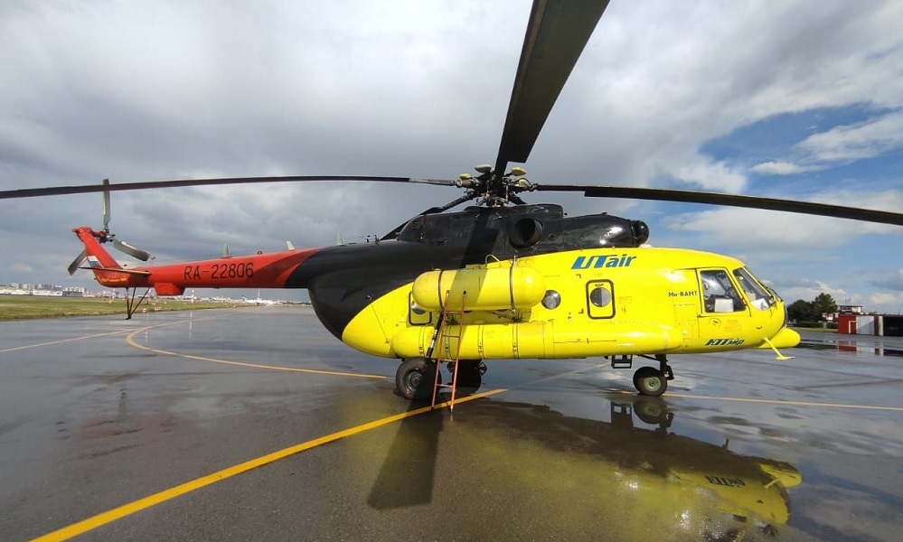 Вертолёт, летевший по медвызову, совершил вынужденную посадку в Омске