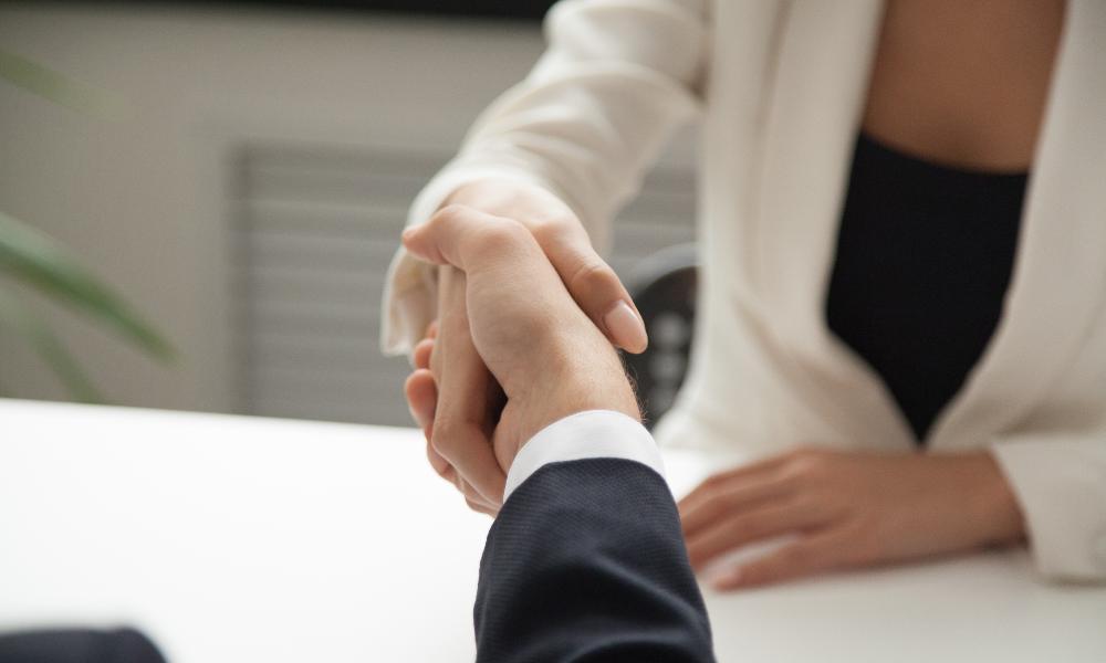 Летом 2023 года вакансия рекрутера стала самой популярный среди россиян 