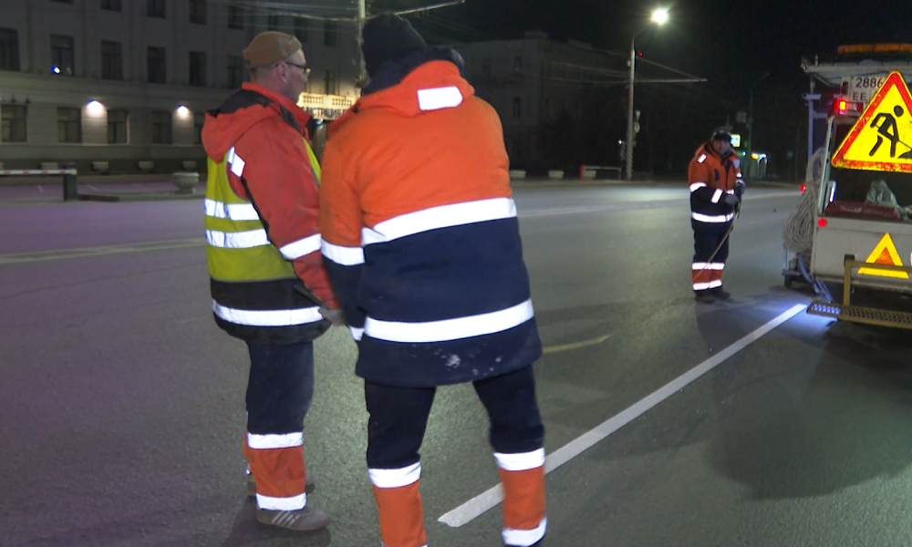В Омске обновят дорожную разметку