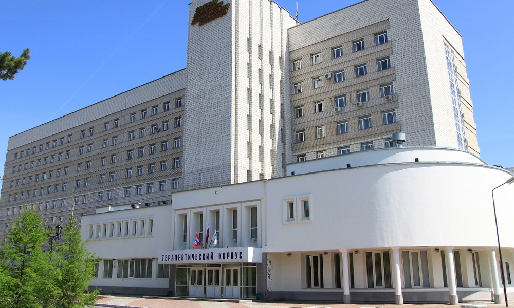 В омской Областной клинической больнице сообщили о самой сложной установке искусственного сосуда в 2024 году