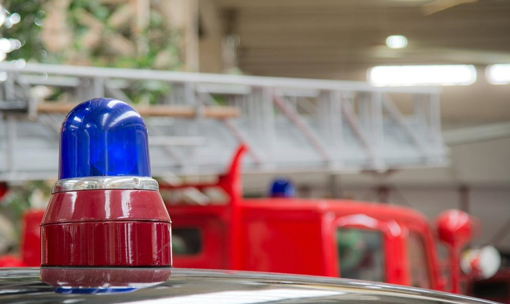 Губернатор Александр Бурков поручил проверить системы пожарной сигнализации в Омской области 