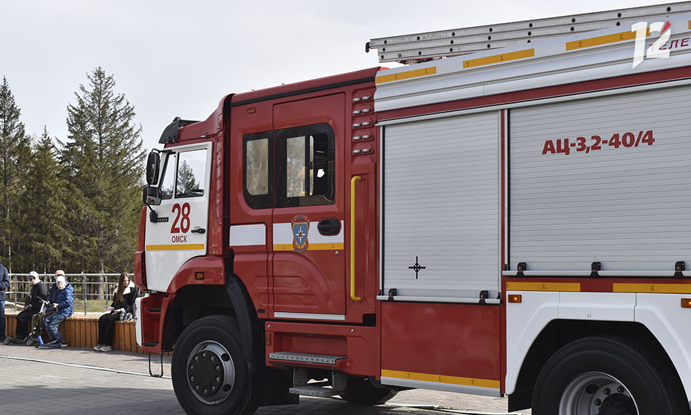 Сергей Шелест поручил усилить профилактическую работу с омичами по соблюдению правил пожарной безопасности 