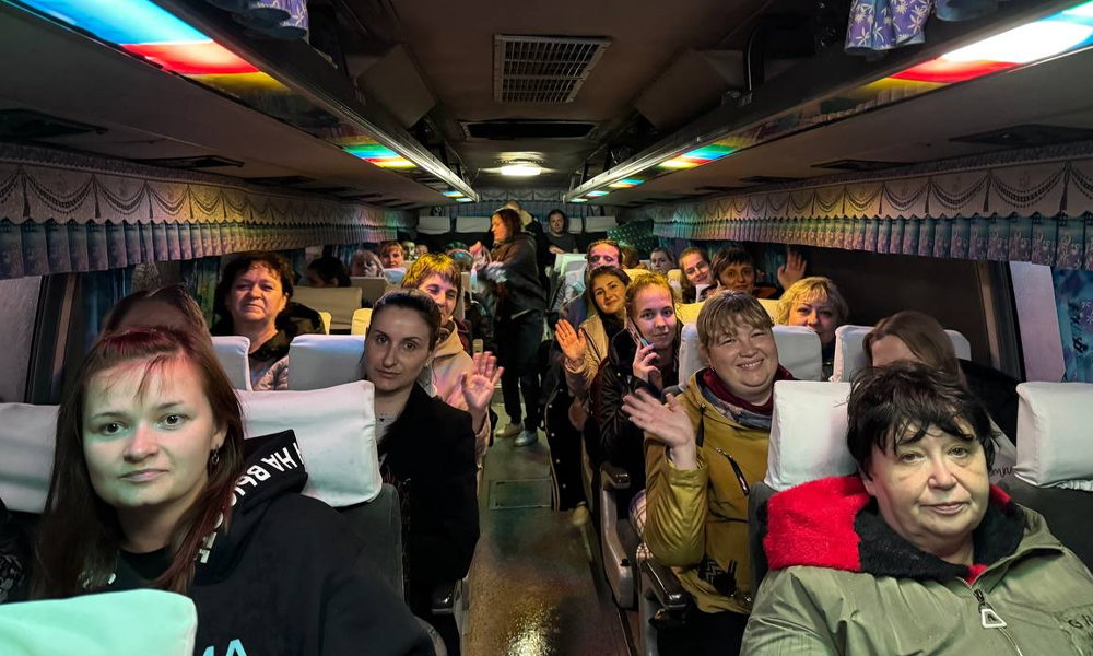 Педагоги из Стаханова завершили образовательную стажировку в Омске