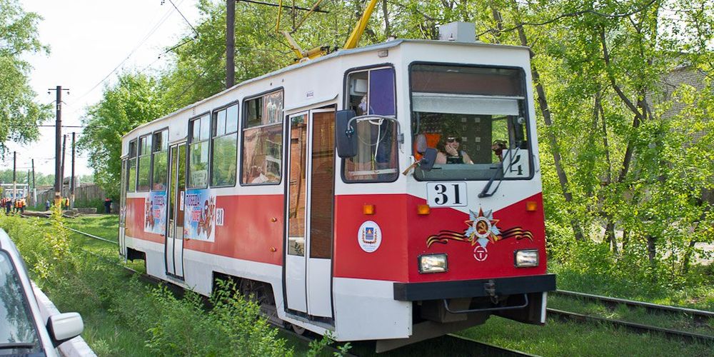 В Омске временно прекратит движение трамвай № 2 