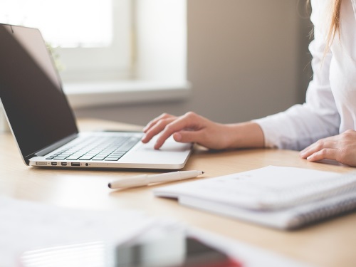 В Омске сотрудница банка выдумывала клиентов, чтобы получить премию