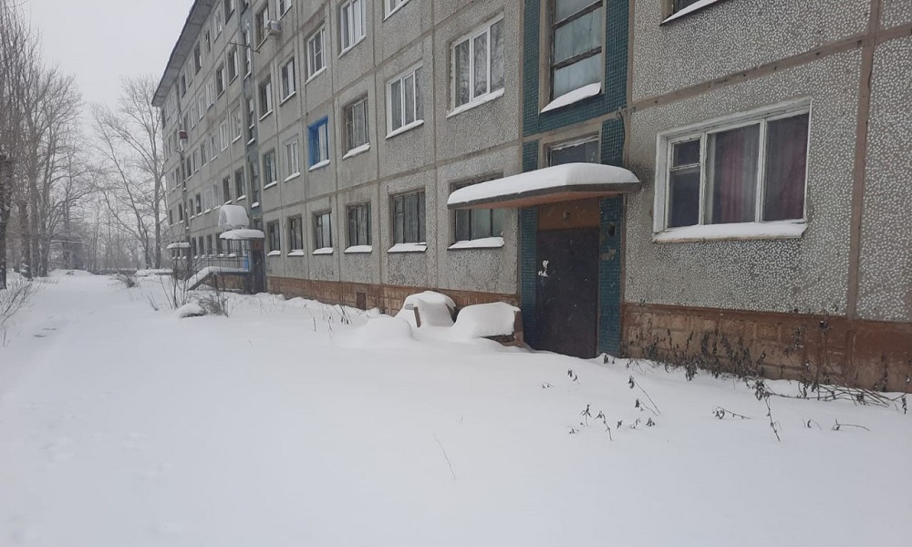 Омичи могут пожаловаться на неубранные от снега дворы 