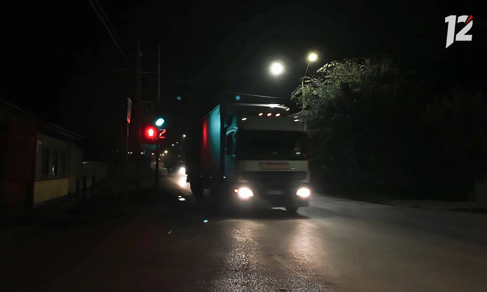 На дорогах Омской области вводят ограничения для большегрузов