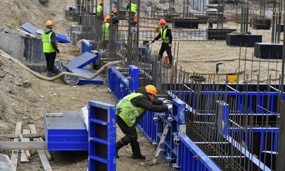 Виталий Хоценко рассказал, как продвигается строительство детского инфекционного стационара в Омске