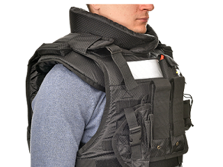 На экскурсиях об Афганистане омичам дают примерить бронежилеты