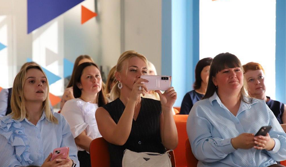 В омском HR-клубе обсудили способы адаптации новых сотрудников в коллективе