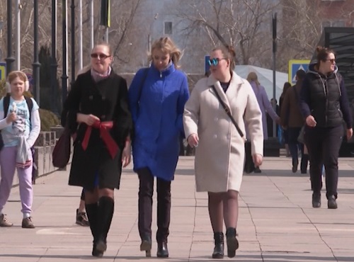 Женщинам разрешат управлять поездами, кораблями и самолётами