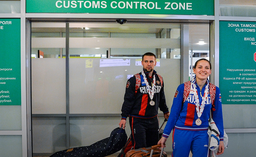 В России спортсменам и тренерам упростили выезд за рубеж