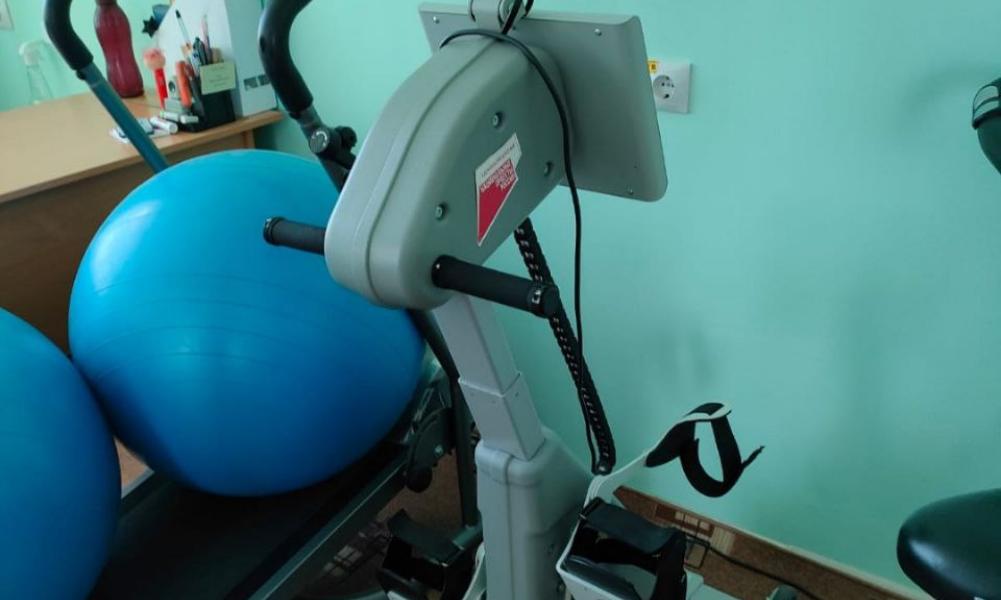 В омскую поликлинику закупили уникальное оборудование для реабилитации детей с ограниченными возможностями здоровья 