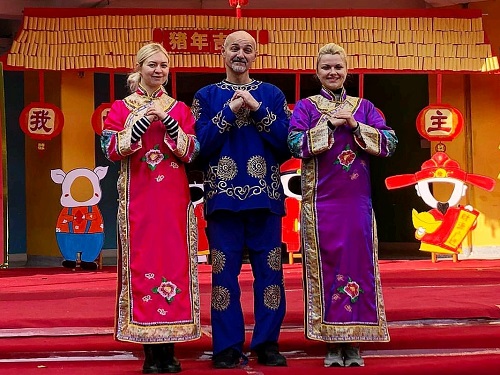 Почему в Китае любят рыб и красные фонари, узнают гости Клуба путешественников