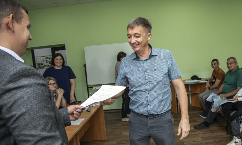 Более 90 жителей Омской области получили жилищные сертификаты 