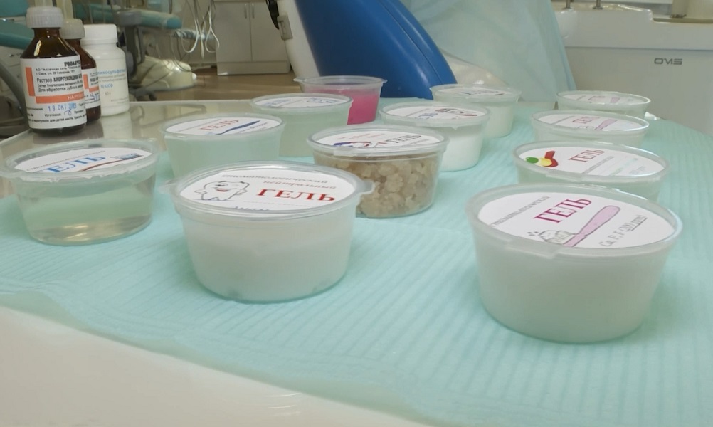 Разработанный в Омске стоматологический гель представили на ВДНХ