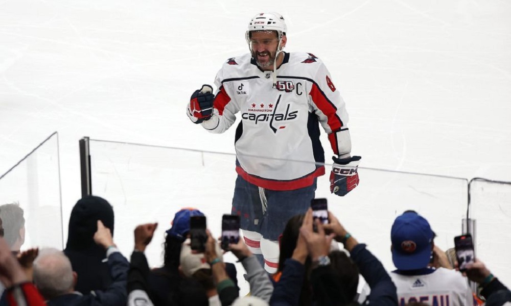 Виталий Хоценко поздравил хоккеиста Александра Овечкина с рекордом 