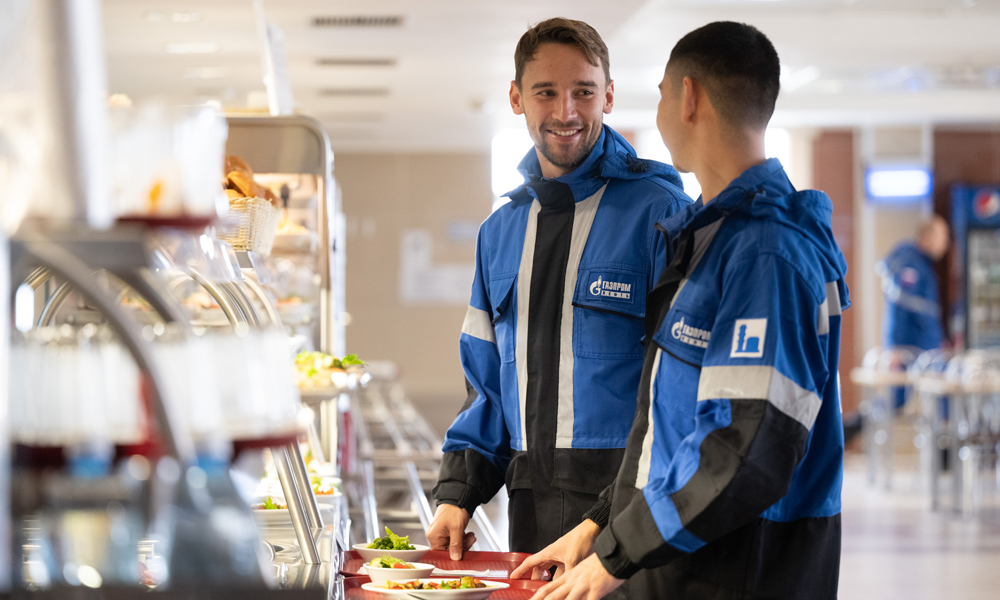 Омский НПЗ представил системную программу здоровья сотрудников на региональном форуме