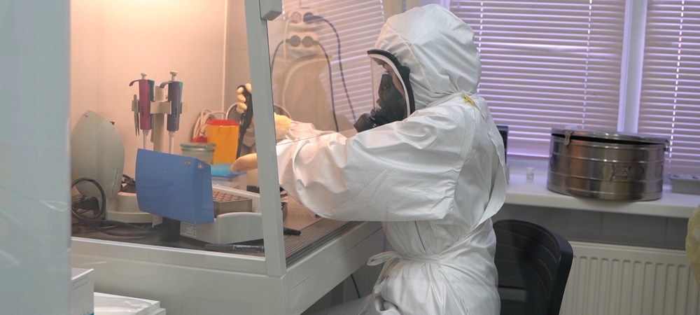 Омские работники социальной сферы получат 105 млн рублей