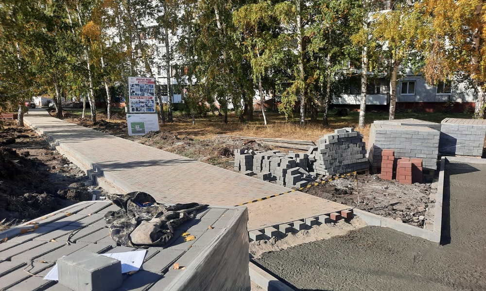 В Ленинском округе приступили к реализации четырёх инициативных проектов омичей