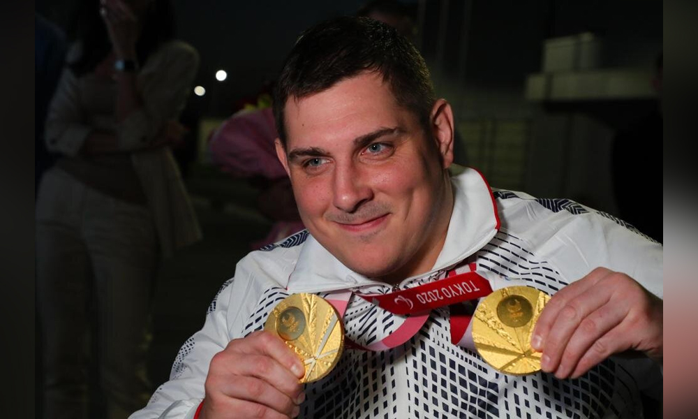 Александр Кузюков проведёт мастер-классы по парафехтованию на омском «Кубке мужества»