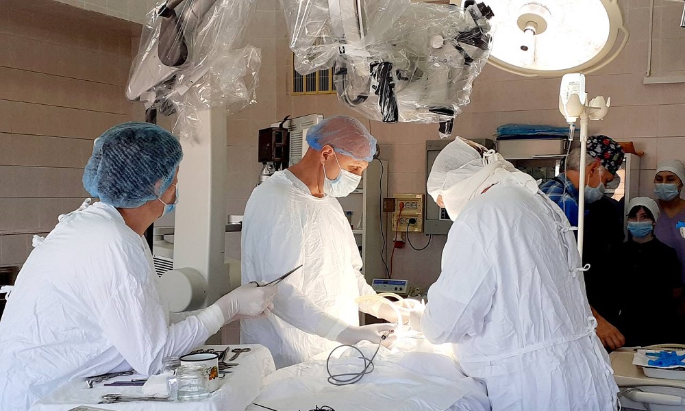 В ГКДБ № 3 выполнили операцию на спинном мозге годовалого ребёнка с применением нейромониторинга