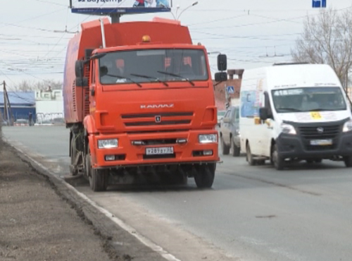 Омские улицы пропылесосят