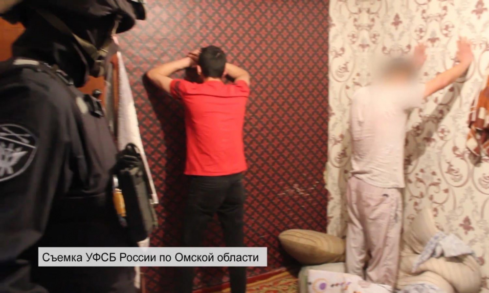 Из Омска выдворили двух парней, занимавшихся пропагандой и оправданием терроризма