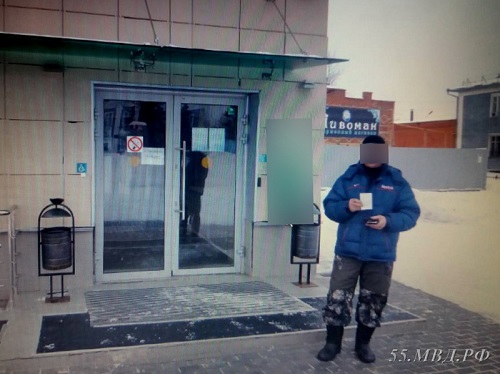 Покупатель УАЗа выманил у омича 66 тысяч рублей