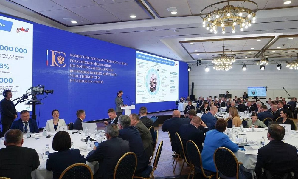 Виталий Хоценко рассказал, как Омская область поддерживает ветеранов СВО