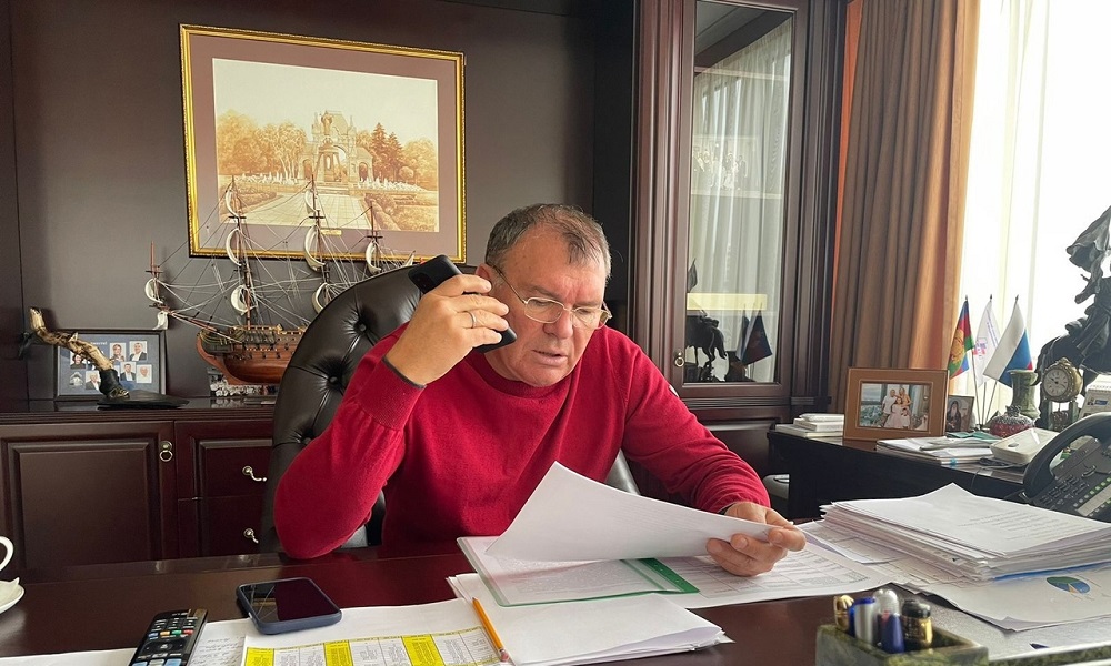 Омский депутат провёл приём граждан