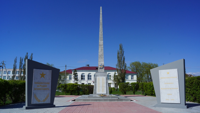 В Омской области отреконструировали "Обелиск воинам-землякам"