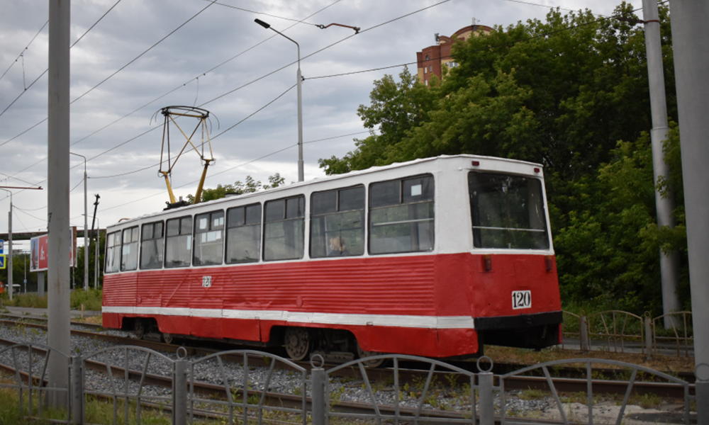 Юным омичам предлагают поучаствовать в конкурсе декоративно-прикладного творчества «Трамвайный бум»