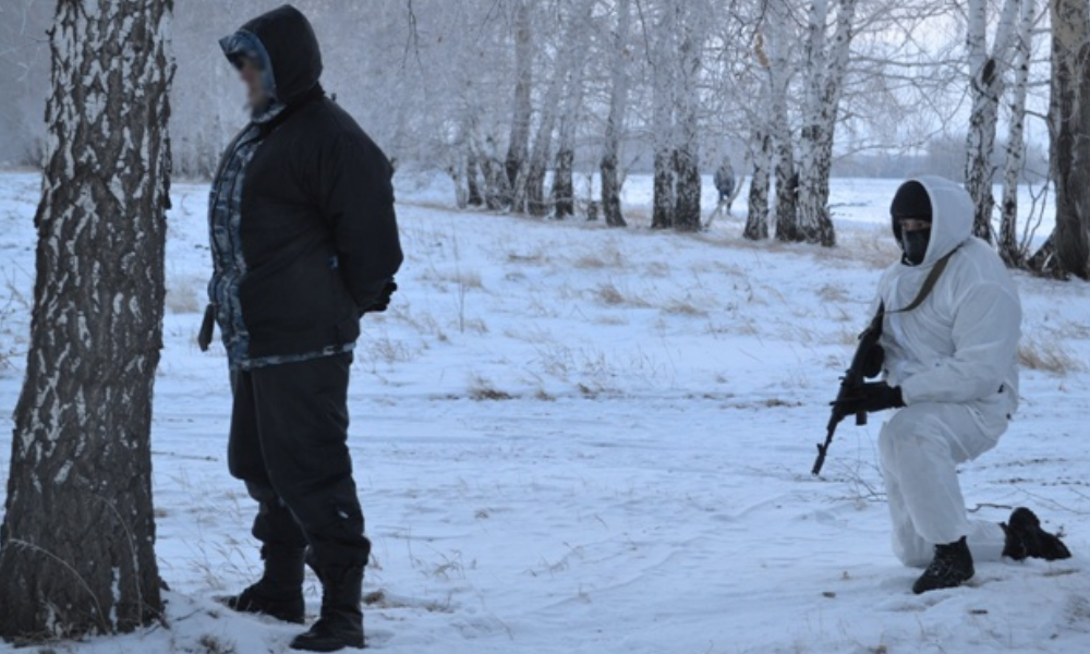Из исправительного учреждения Омской области «сбежали» двое осуждённых 