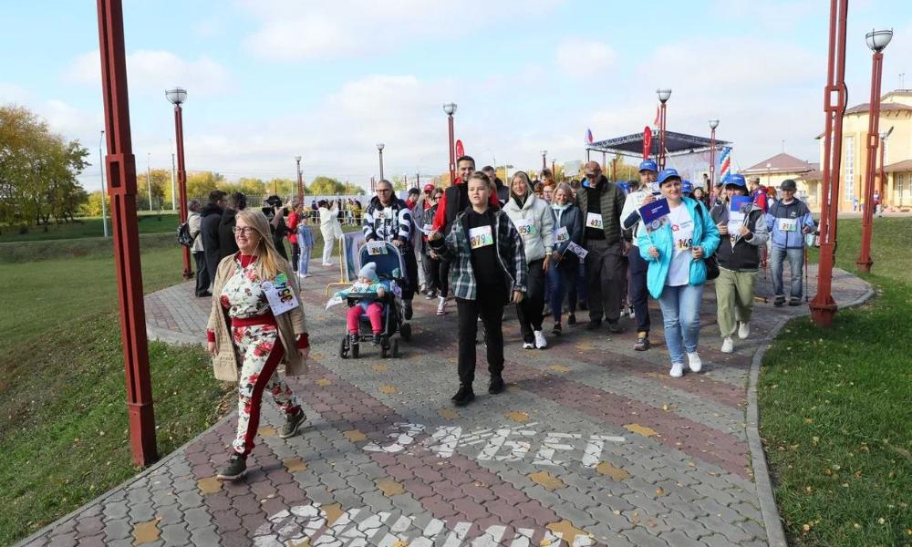 В Омске больше 600 горожан приняли участие в физкультурном празднике, который прошёл в «Птичьей гавани»