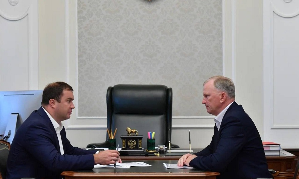 Виталий Хоценко провёл ряд встреч с руководителями Называевского и Горьковского районов