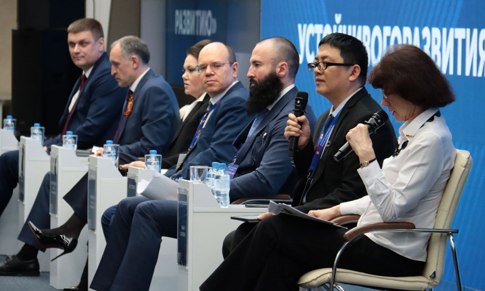 Виталий Хоценко рассказал о ключевых итогах Международного форума ШОС в Омске