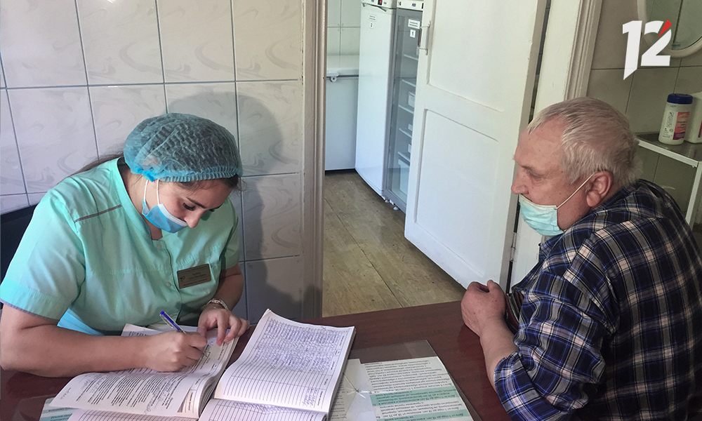 Поздравления с профессиональным праздником принимают медицинские сёстры