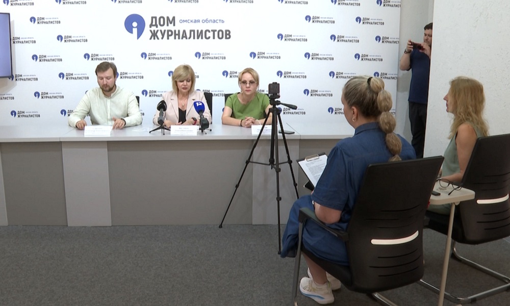 Молодожёны в Омской области смогут проверить репродуктивное здоровье